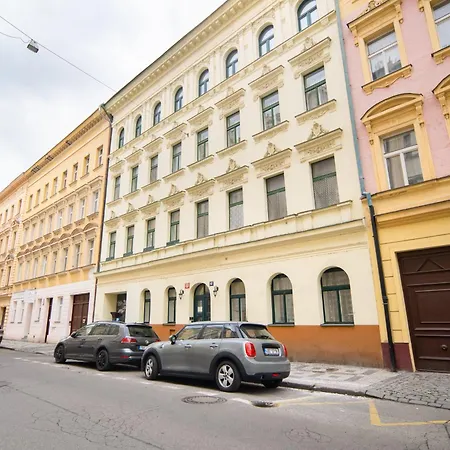 Near Centre With Parking Place