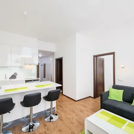 Near Centre With Parking Place Apartment Prague