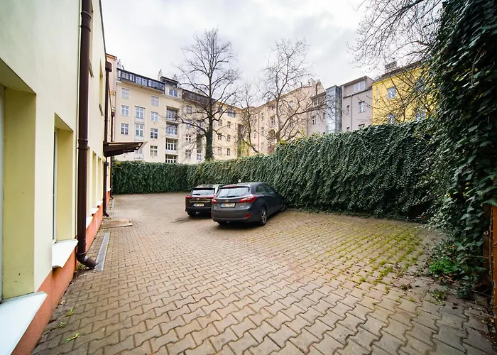 Apartamento Near Centre With Parking Place Praga